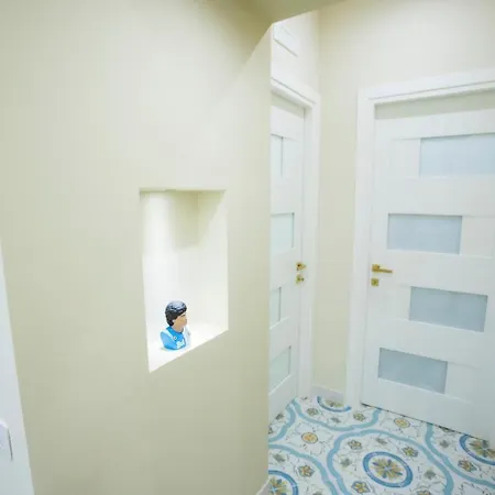 Проживание в семье G House Неаполь